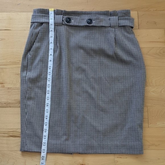 RW&CO stretch lining paper bag style plaid midi skirt brown beige size 12 @i - Picture 8 of 11